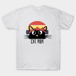 Cute cat mom T-Shirt